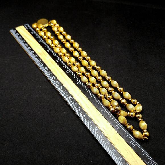 Vintage Gold Plated Double Strand Beaded Necklace, Satin & Smooth Beads 1950s - Picture 7 of 10